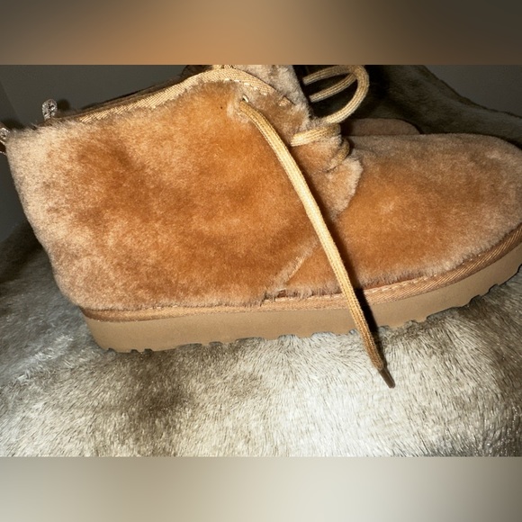 UGG Men’s Neumel Cozy Boot - Picture 3 of 5